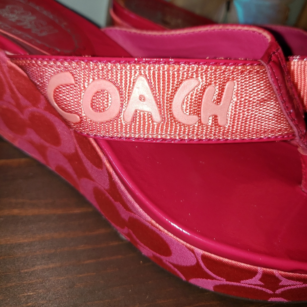 Coach Poppy Cammie Signature C Wedge Sandal 7) - Picture 2 of 8